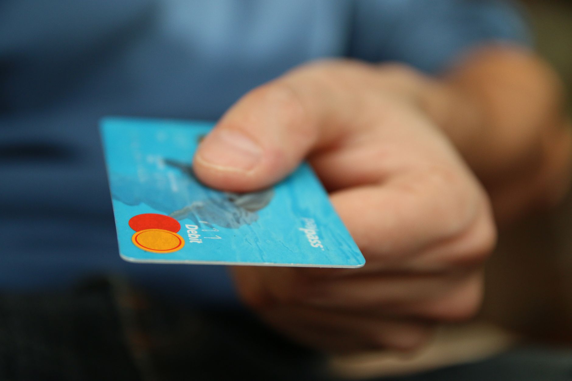 Credit Cards That Pay for Your Summer: Sports, Concerts, and Streaming Credits